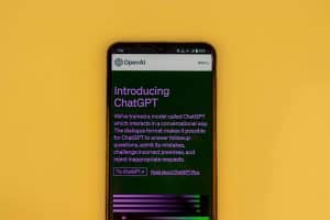 How Smartphones Are Becoming Personal AI Assistants