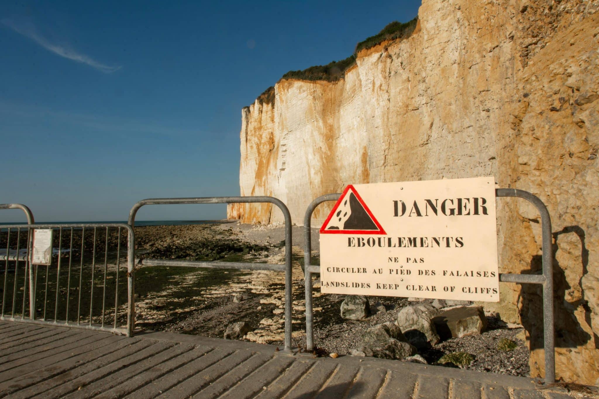 The Comprehensive Handbook of Travel Safety and Risk Management