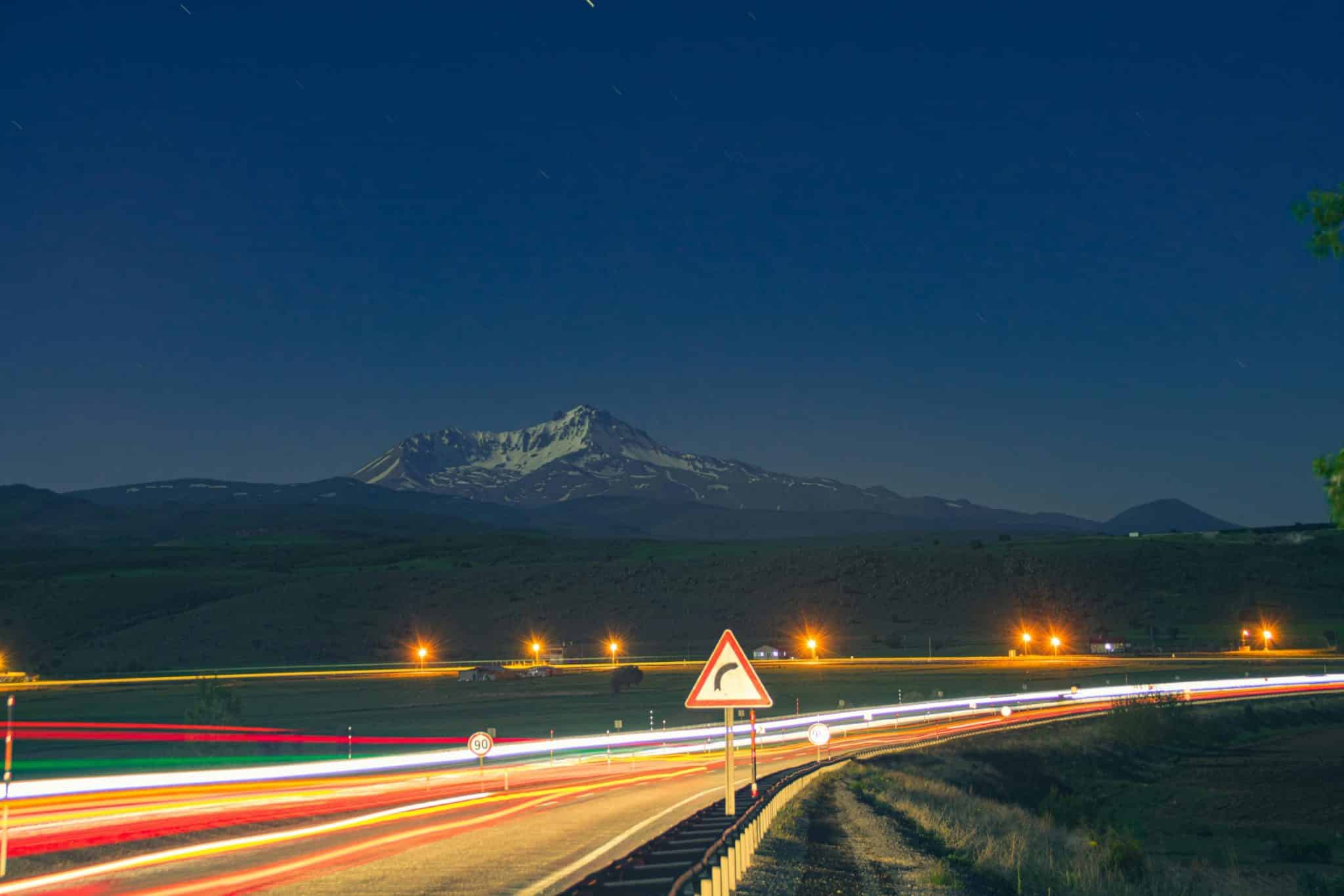 Navigating the Evolving Landscape of Workplace Transformation