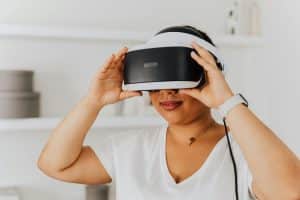 Virtual Reality Beyond Entertainment and Gaming