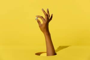 Minimalist Meets Chic: Redefining Modern Fashion