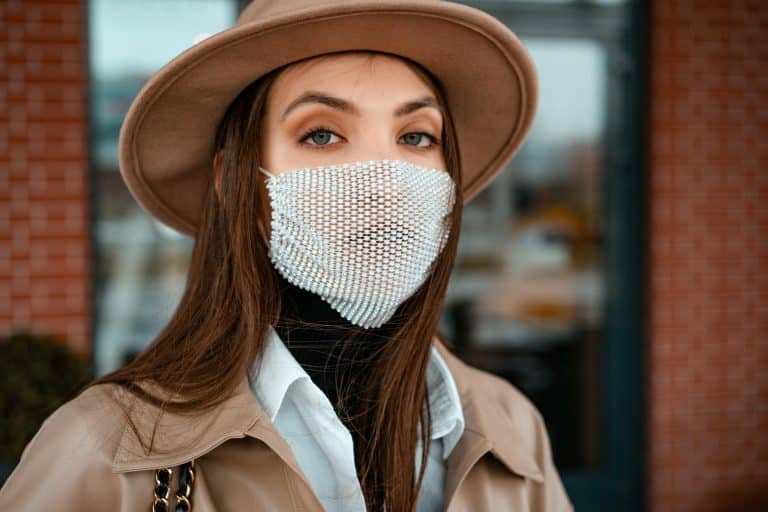 Urban Elegance: Sophisticated Streetwear Styling Techniques