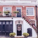 Smart Home Evolution: Technology Meets Modern Living Spaces